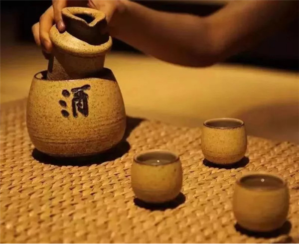 月下一杯酒，萬(wàn)事盡浮休。65.jpg